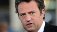 Matthew Perry, qui incarnait le personnage de Chandler Bing dans la sitcom à succès «Friends», a été retrouvé mort à son domicile à l'âge de 54 ans.