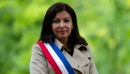 Le voyage d'Anne Hidalgo en Polynésie «régulier» selon la Commission de Déontologie