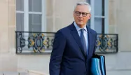Projet de loi immigration : Bruno Le Maire monte au front et met le cap à droite