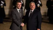 Soutien à l'Ukraine : Emmanuel Macron reçoit Viktor Orban et cherche à se positionner en médiateur