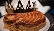 Épiphanie : une boulangerie grenobloise propose une galette des rois géante, en soutien au Secours populaire de l'Isère