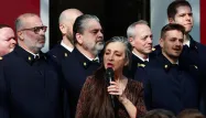 «Aux armes citoyennes» : Catherine Ringer chante une Marseillaise revisitée pour la cérémonie sur l'IVG