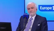 Pascal Praud a écouté le témoignage de Jean-Pierre Foucault.