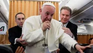 Pape François, avion crédit : GREGORIO BORGIA / POOL / AFP - 1280