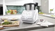 Le robot Monsieur Cuisine Connect SKMC à 328 euros chez Lidl