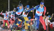 Les biathlètes français ont été sacrés champions du monde de relais devant les grandissimes favoris norvégiens.