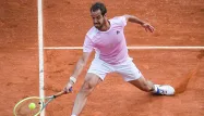 Gasquet a facilement battu le jeune Espagnol Martin Landaluce en deux sets 6-2, 6-1
