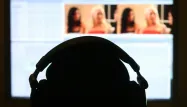 Un procès a été requis pour 17 hommes soupçonnés de violences sexuelles dans le cadre de tournages pour le site pornographique "French Bukkake".