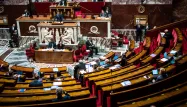 Les députés se sont prononcés mercredi pour l'obligation du port de la veste dans l'hémicycle pour les hommes.