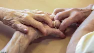 La maladie d'Alzheimer, dont c'est mercredi la journée mondiale, touche plus de 30 millions de personnes dans le monde.