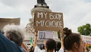 Des manifestations ont eu lieu ce dimanche à Paris pour promouvoir le droit à l'avortement.
