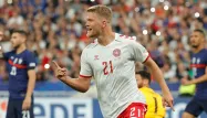Le Danemark s'impose 2-1 au Stade de France.
