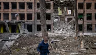 bombardements Ukraine guerre Vasylkiv près de Kyiv