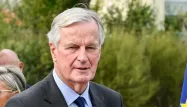 Michel Barnier face aux maires