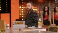 Cyril Hanouna ne présente plus "A prendre ou à laisser", privée d'antenne