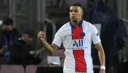 Kylian Mbappé et les Parisiens se déplacent à Brest samedi.