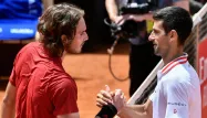 Tsitsipas et Djokovic s'affrontent dimanche en finale de Roland-Garros.