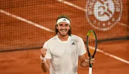 Tsitsipas affrontera Zverev pour une place en finale de Roland-Garros.