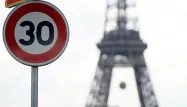 À l'exception de certains axes importants, comme les Champs-Elysées, la vitesse sera limitée à 30km/h dans tout Paris.