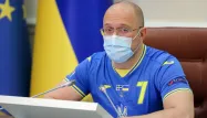 Le Premier ministre ukrainien, Denys Chmyhal, a porté le maillot de la sélection de football de son pays mercredi lors d'une réunion gouvernementale.
