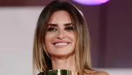 Penélope Cruz est sacrée meilleure actrice à la Mostra de Venise
