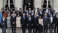 Le premier Conseil des ministres Ayrault I