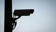 caméra de vidéosurveillance 2000*1000