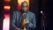Manu Dibango est mort du coronavirus, a-t-on appris mardi.