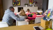 Deux parents sur trois annoncent ne pas vouloir renvoyer leurs enfants à l'école le 11 mai.