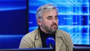 Réouverture des écoles : Alexis Corbière dénonce le "double discours du gouvernement"