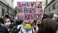 Les gérant de bars et restaurants marseillais ont manifesté cette semaine contre la fermeture imminente de leurs établissements.