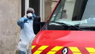 La Fédération nationale des sapeurs-pompiers a dénoncé dans un rapport cinglant la gestion de l'épidémie de coronavirus.