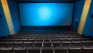 Les cinémas espèrent pouvoir rouvrir en soirée en décembre.