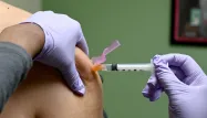 La vaccination est née en Angleterre à la fin du 18e siècle.