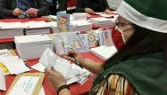 Chaque année, plus d'un million de lettres sont envoyées au secrétariat du père Noël.