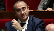 Laurent Nuñez a justifié l'utilisation du lanceur de balles de défense par la violence "inédite" envers les forces de l'ordre.