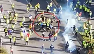 Une nouvelle vidéo montre le commandant de police de Toulon frappé par des "gilets jaunes"