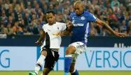 Naldo, à droite, a disputé plus de 500 matches dans le championnat allemand.