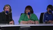 Les Coquettes, trois chanteuses et humoristes, ont évoqué au micro d'Anne Roumanoff, sur Europe 1, leur engagement féministe.