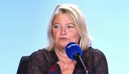 Marina Carrère d'Encausse : "J'étais tétanisée quand j'ai envoyé mon premier roman à mon frère"