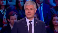 Laurent Wauquiez réclame une baisse de 10% de l'impôt sur le revenu.