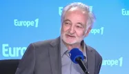 Jacques Attali : "Les gilets jaunes sont les prémices de ce qui pourrait être une révolution"
