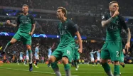 La joie de Llorente, au centre, auteur du but de la qualification pour les Spurs.