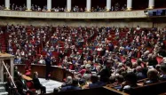 L'Assemblée nationale a adopté un amendement visant à rendre les 35 heures effectives dans toute la fonction publique.
