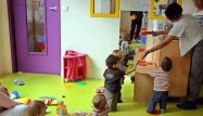 Réforme des modes de garde : pourquoi les crèches se mettent en grève