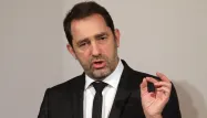 Christophe Castaner a a déclaré jeudi être prêt à discuter de la mise en place de "quotas sur l'immigration économique".