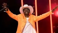 Lil Nas X caracole en tête du Billboard Hot 100 depuis le 4 avril grâce à son titre "Old Town Road".