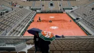 Les matches prévus mercredi à Roland-Garros ont été reportés à jeudi en raison de la pluie.