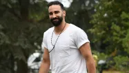 Le défenseur Adil Rami va connaître son sixième club chez les pros.