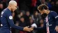 Kylian Mbappée et Neymar tout sourire après la nouvelle victoire du Paris Saint-Germain contre Amiens (4-1)